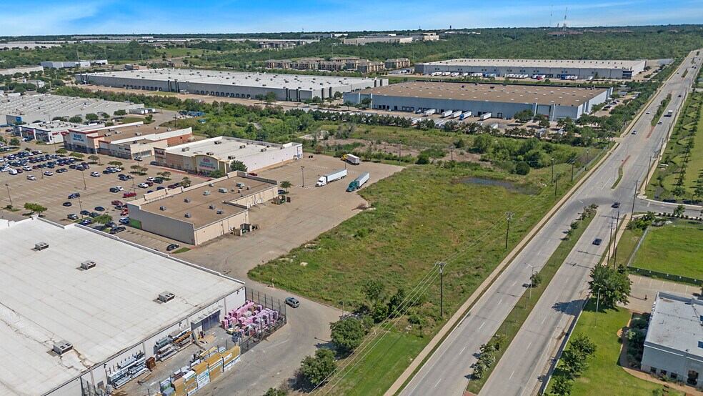 1700 Chalk Hill Rd, Dallas, TX à vendre - Photo de l’immeuble – Image 3 sur 7