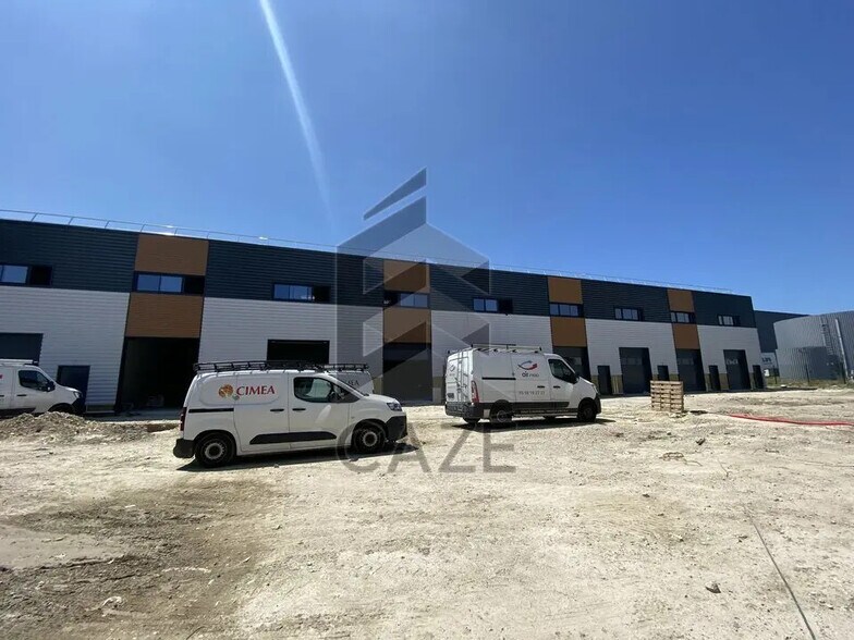 5 Allée Jacques Delors, Gradignan à louer - Photo de l’immeuble – Image 2 sur 7