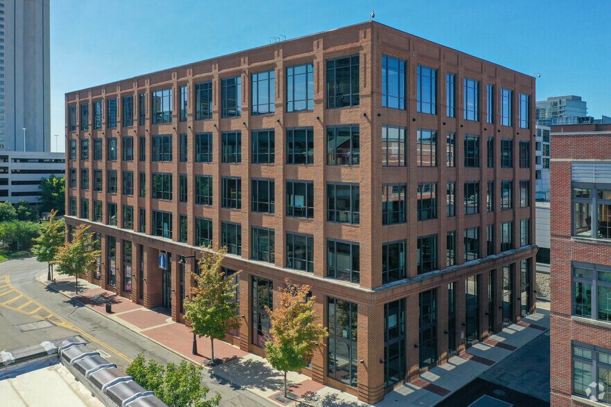 275 Marconi Blvd, Columbus, OH à louer - Photo de l’immeuble – Image 2 sur 2