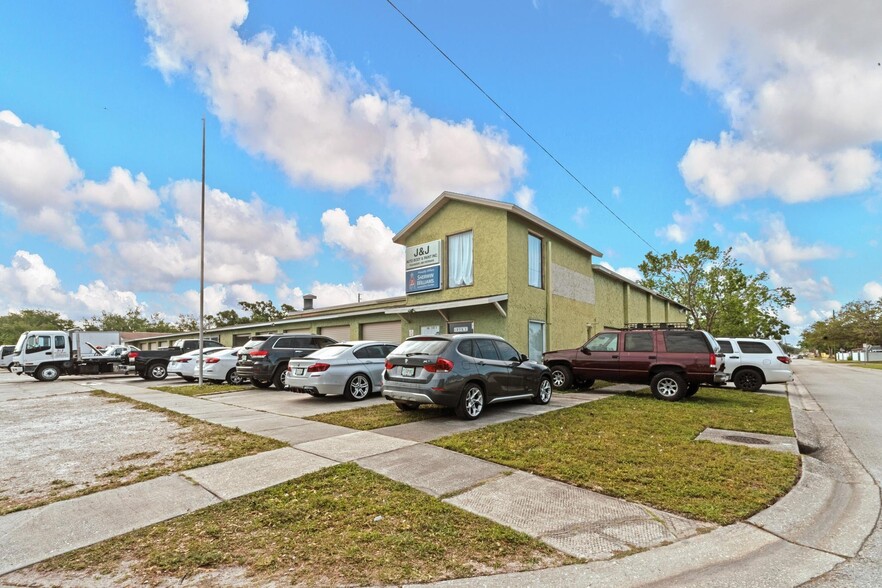 4950 72nd Ave N, Pinellas Park, FL à vendre - Photo de l’immeuble – Image 2 sur 18