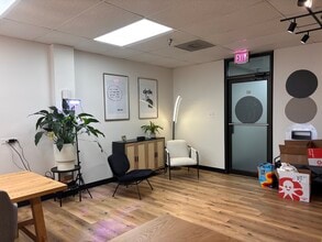 210 N Hammes Ave, Joliet, IL à louer Photo intérieure– Image 1 sur 5