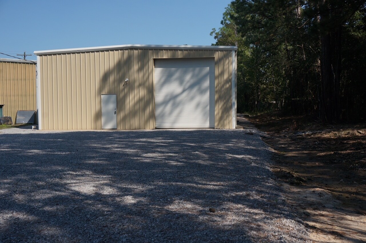 21480 Bayou Ct, Abita Springs, LA à louer Photo de l’immeuble– Image 1 sur 4