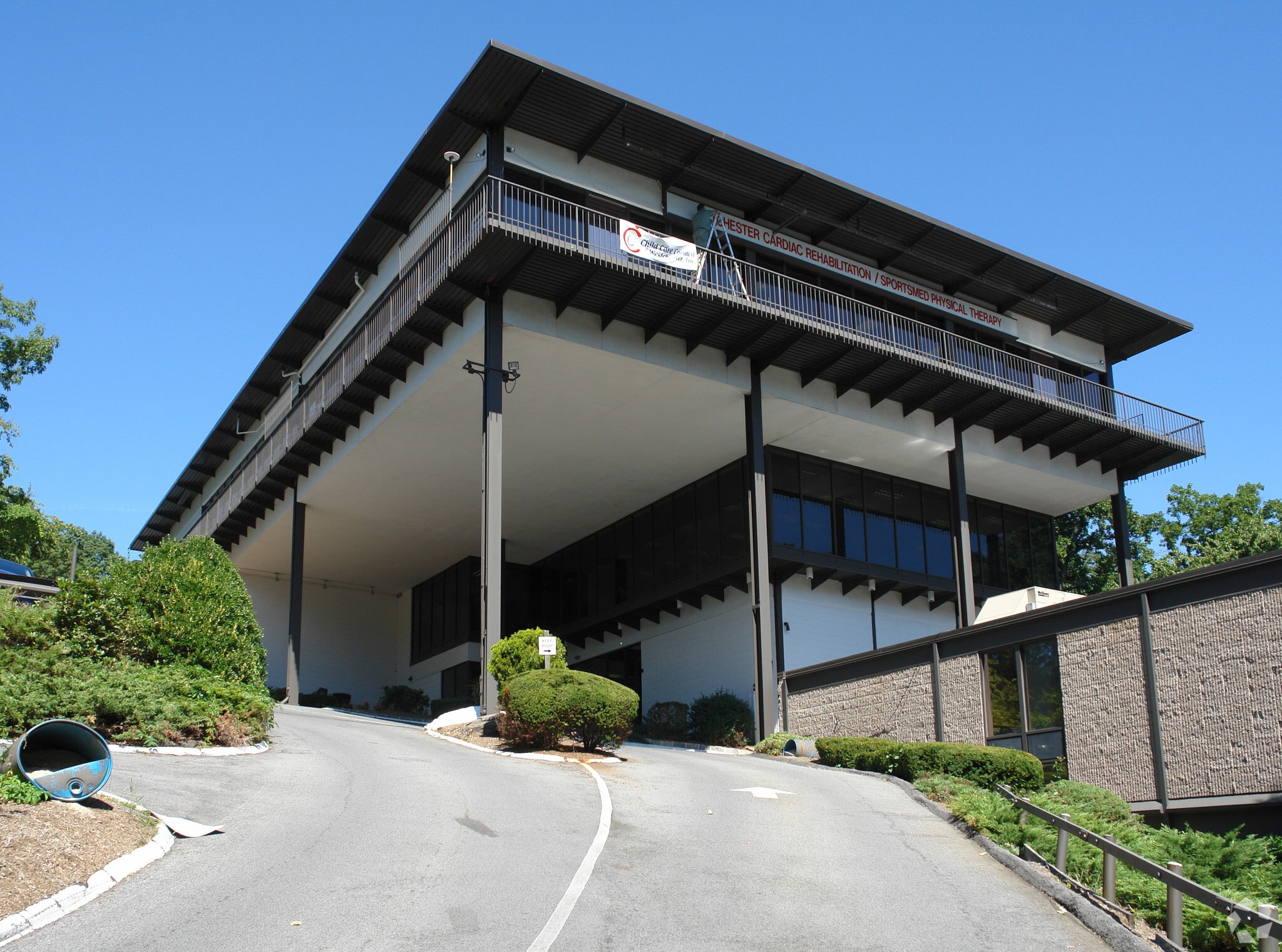 313 Central Park Ave, Scarsdale, NY à louer Photo principale– Image 1 sur 6