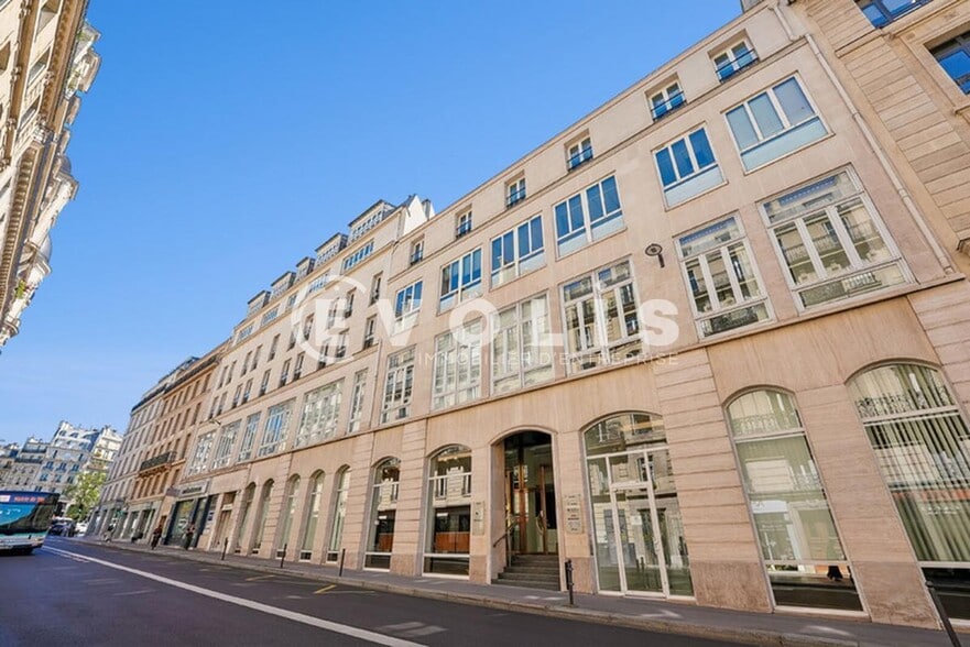36 Rue De Saint-Pétersbourg, Paris à louer - Photo de l’immeuble – Image 1 sur 20