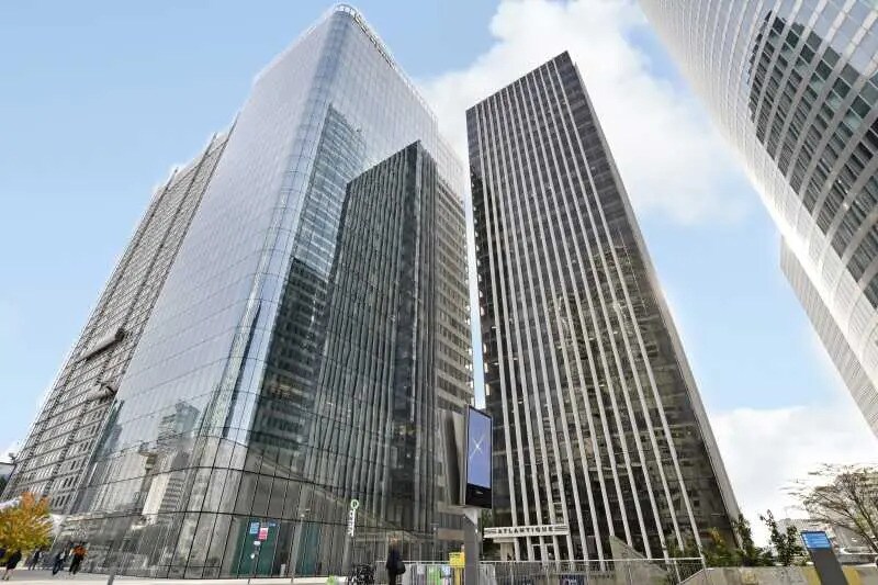 Bureau dans Puteaux à vendre - Photo de l’immeuble – Image 2 sur 14