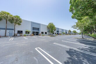 3106-3184 N Andrews Avenue Ext, Pompano Beach, FL à louer Photo intérieure– Image 2 sur 3