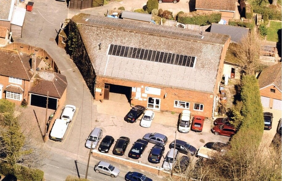 Vicarage Ln, Ockley à vendre - Aérien – Image 1 sur 1