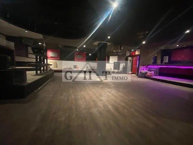 Local commercial dans Créteil à vendre - Photo de l’immeuble – Image 3 sur 4