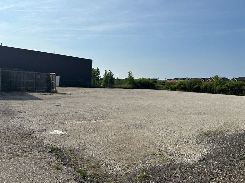 290 Bronte St S, Milton, ON à louer - Autre – Image 2 sur 6