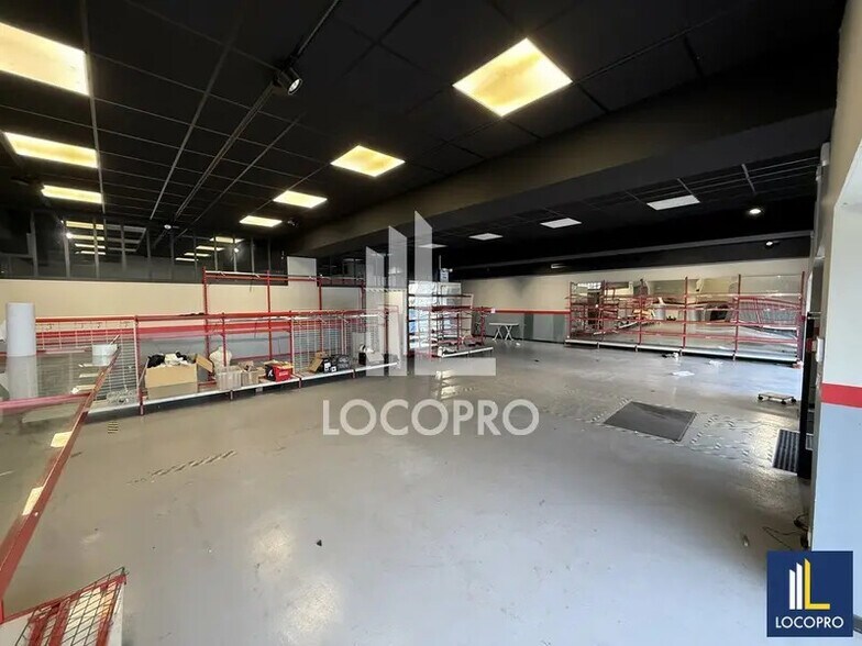 Local d'activités dans Mougins à vendre - Photo intérieure – Image 2 sur 9