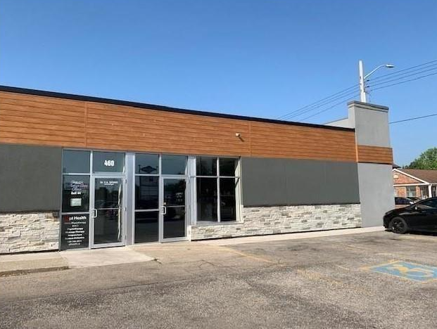 460 Christina St N, Sarnia, ON à louer - Photo principale – Image 1 sur 2