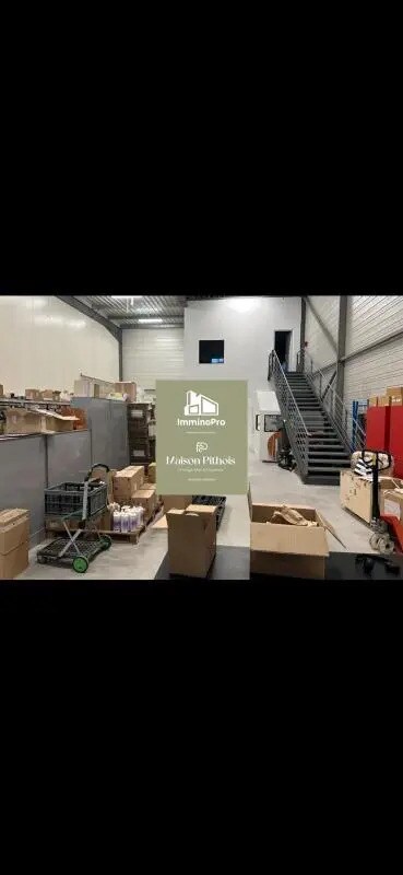 Local d’activités dans La Penne-sur-Huveaune à louer Photo intérieure– Image 1 sur 7