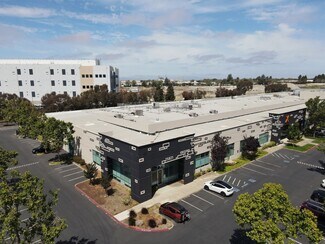 Plus de détails pour 25821 Industrial Blvd, Hayward, CA - Bureau, Local d'activités à louer