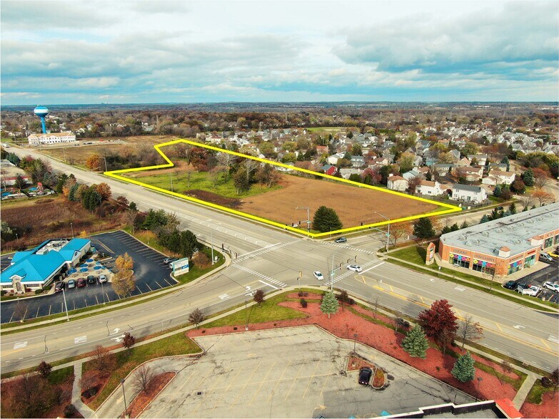 1551 N Dilleys Rd, Gurnee, IL à vendre - Aérien – Image 1 sur 22