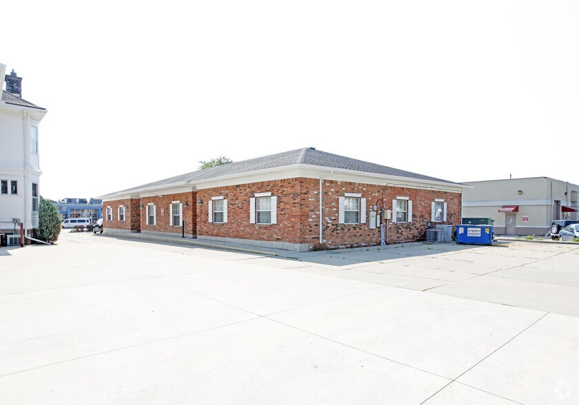 148 S Main, Mount Clemens, MI à louer - Photo de l’immeuble – Image 2 sur 14