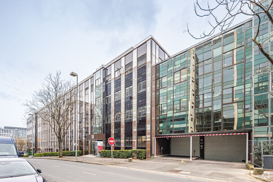1-5 boulevard des Bouvets, Nanterre à louer - Photo de l’immeuble – Image 2 sur 2
