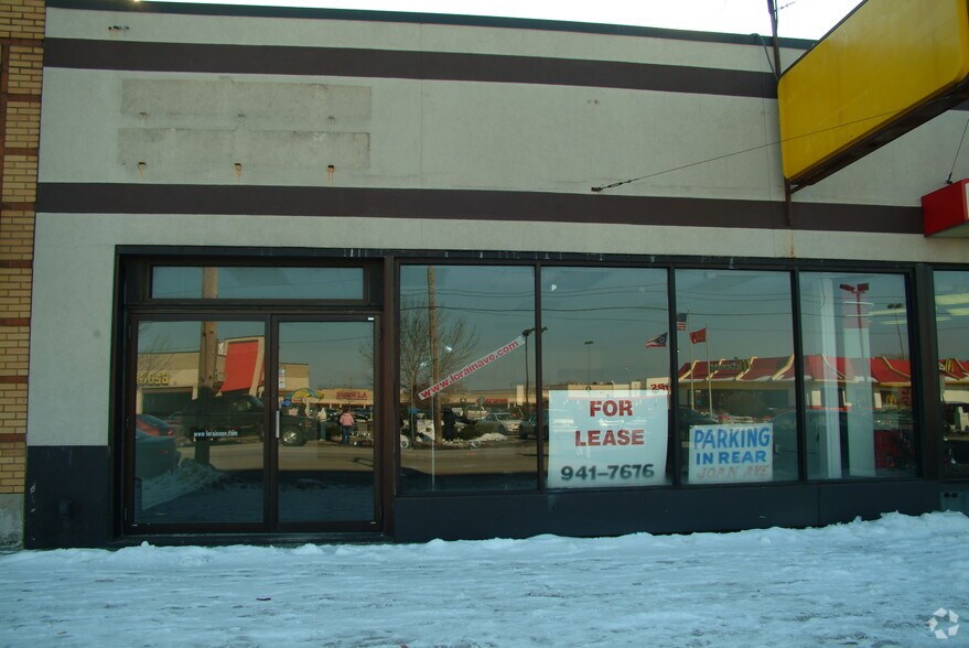 10613 Lorain Ave, Cleveland, OH à vendre - Photo de l’immeuble – Image 3 sur 3
