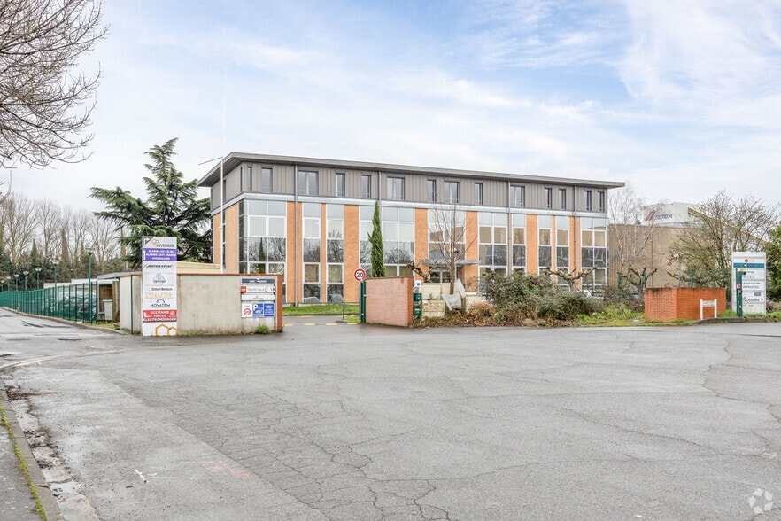 20 Avenue Didier Daurat, Toulouse à vendre - Photo principale – Image 1 sur 13