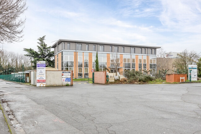 Plus de détails pour 20 Avenue Didier Daurat, Toulouse - Local d’activités à vendre