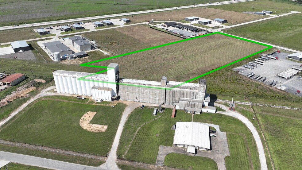 8405 Industrial Pky, Beaumont, TX à vendre - Aérien – Image 2 sur 9