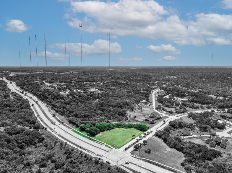 2200 Mansfield Rd, Cedar Hill, TX à vendre - Photo principale – Image 1 sur 16