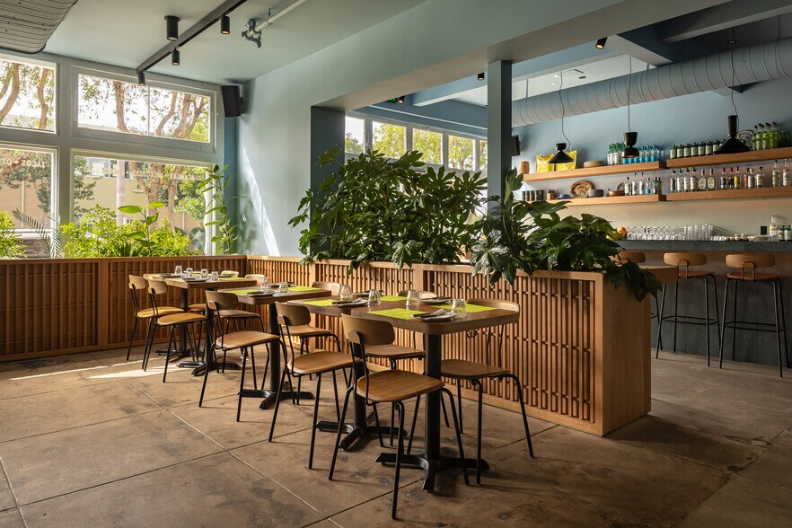 1025 Abbot Kinney Blvd, Venice, CA à louer - Photo de l’immeuble – Image 3 sur 8