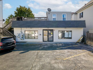 Plus de détails pour 230 Cumberland Rd, Lowell, MA - Local commercial à vendre