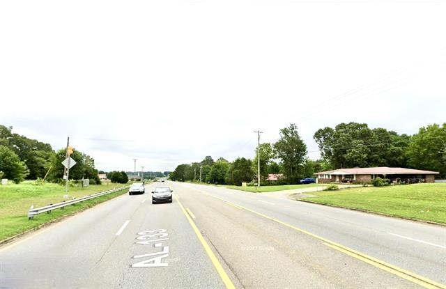 651 Cox Creek Pky, Florence, AL à vendre - Photo de l’immeuble – Image 2 sur 6