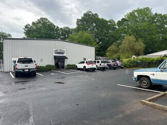 Plus de détails pour 2530 N Broad St, Commerce, GA - Spécialisé à vendre