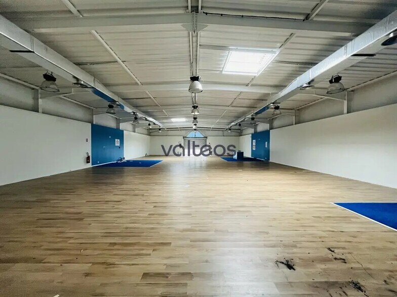 Local d’activités dans Portet-sur-Garonne à louer - Photo de l’immeuble – Image 1 sur 5