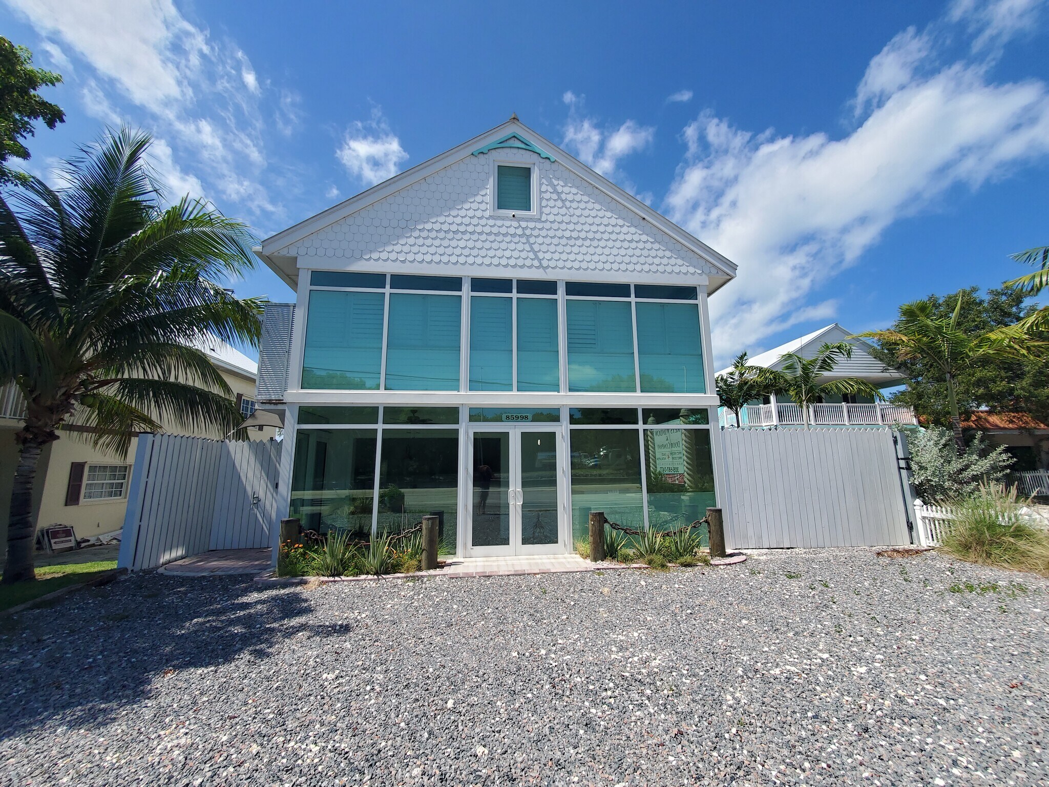 85998 Overseas Hwy, Islamorada, FL à louer Photo de l’immeuble– Image 1 sur 22