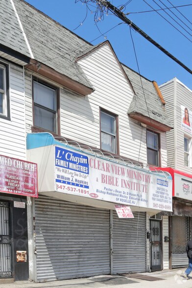 190-27-29 Jamaica Ave Hollis NY 11423 portefeuille de 2 biens à vendre sur LoopNet.fr - Photo de l’immeuble – Image 1 sur 4