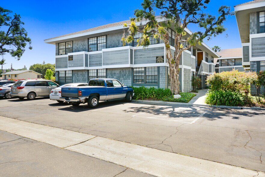 960 W 17th St, Santa Ana, CA à vendre - Photo de l’immeuble – Image 2 sur 6
