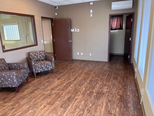 3705 E 40th Ave, Denver, CO à louer - Photo de l’immeuble – Image 2 sur 17