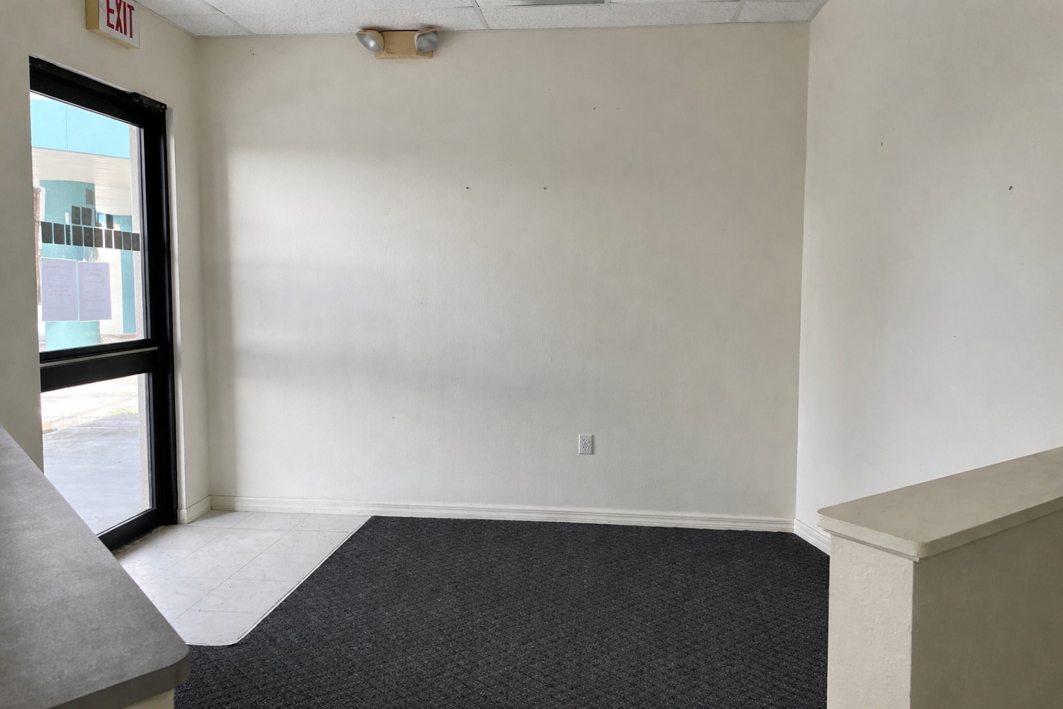 4738 Grand Blvd, New Port Richey, FL à louer Hall d’entrée– Image 1 sur 6