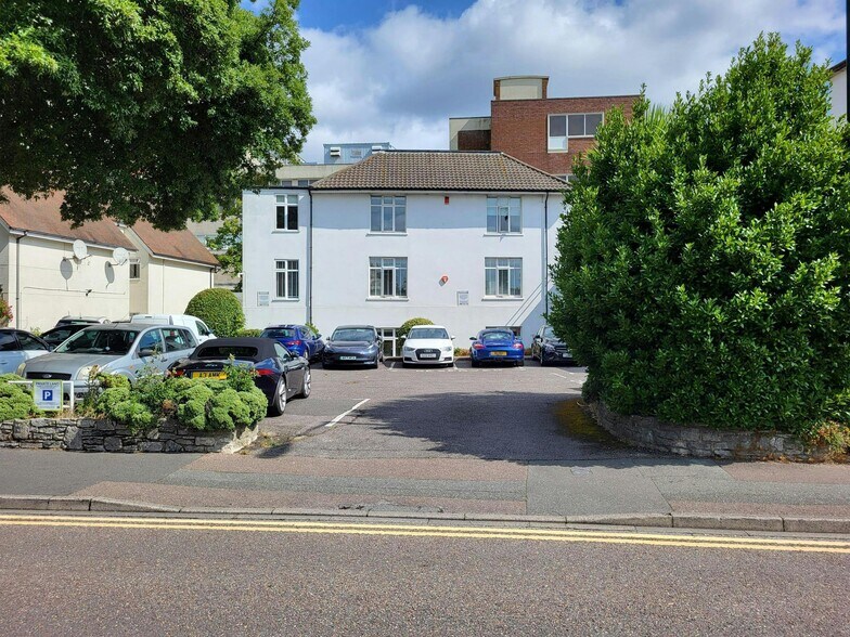 St Peters Rd, Bournemouth à louer - Photo de l’immeuble – Image 1 sur 4