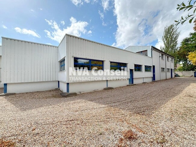 Plus de détails pour 8 Avenue Du Cinq Mars, Argenteuil - Local d’activités à vendre