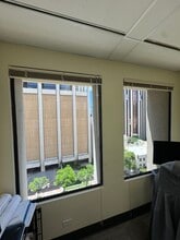 1164 Bishop St, Honolulu, HI à louer Photo intérieure– Image 1 sur 5