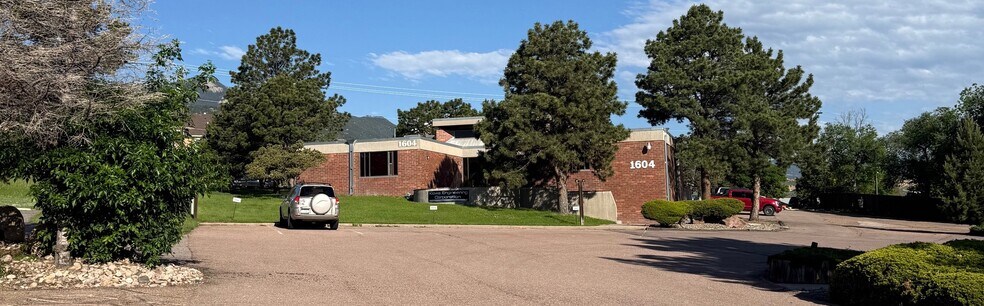 1604 S 21st St, Colorado Springs, CO à vendre - Photo de l’immeuble – Image 2 sur 9