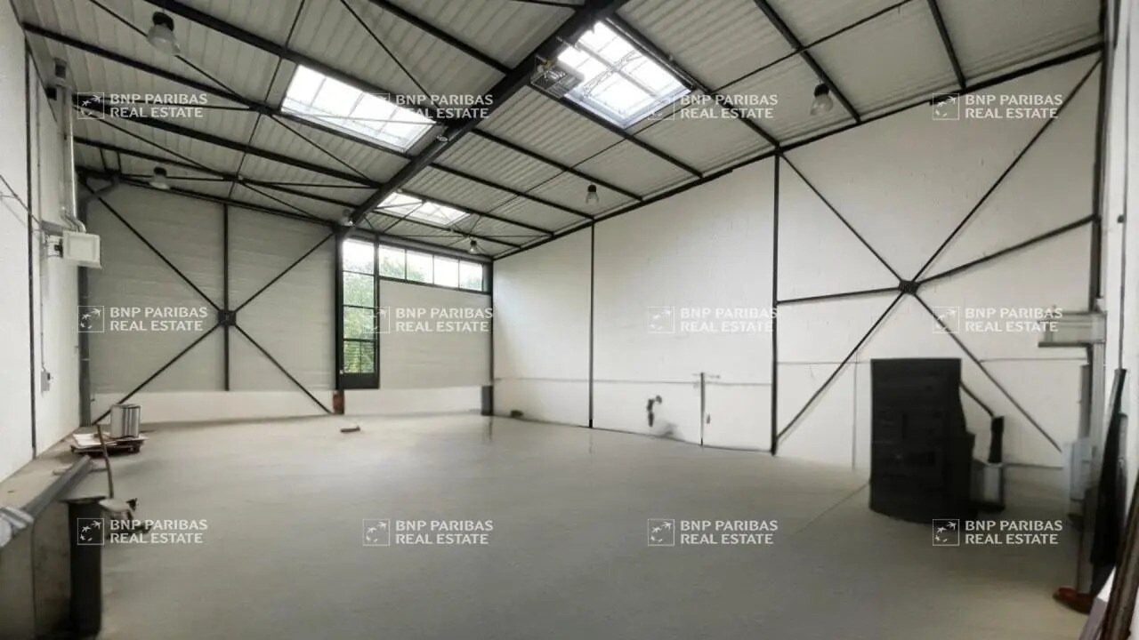 Local d'activités dans Montévrain à vendre Photo intérieure– Image 1 sur 7