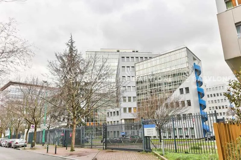 Bureau dans Colombes à louer - Photo de l’immeuble – Image 3 sur 13