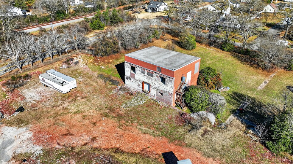 500 Maplecroft St, Liberty, SC à louer - Photo de l’immeuble – Image 2 sur 6