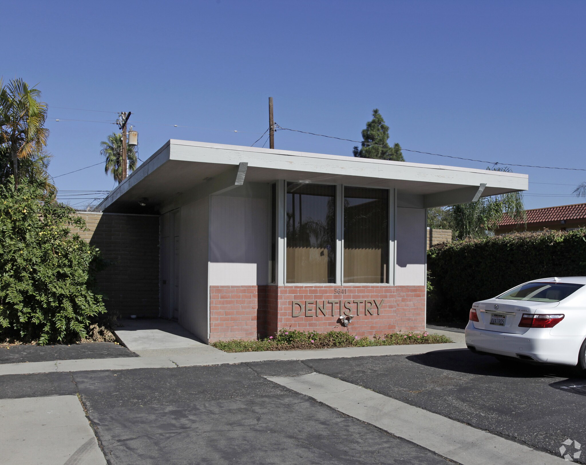 5641 Lincoln Ave, Cypress, CA à vendre Photo principale– Image 1 sur 5