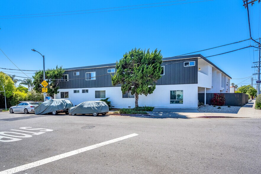 2001 Penmar Ave, Venice, CA à vendre - Photo de l’immeuble – Image 2 sur 75