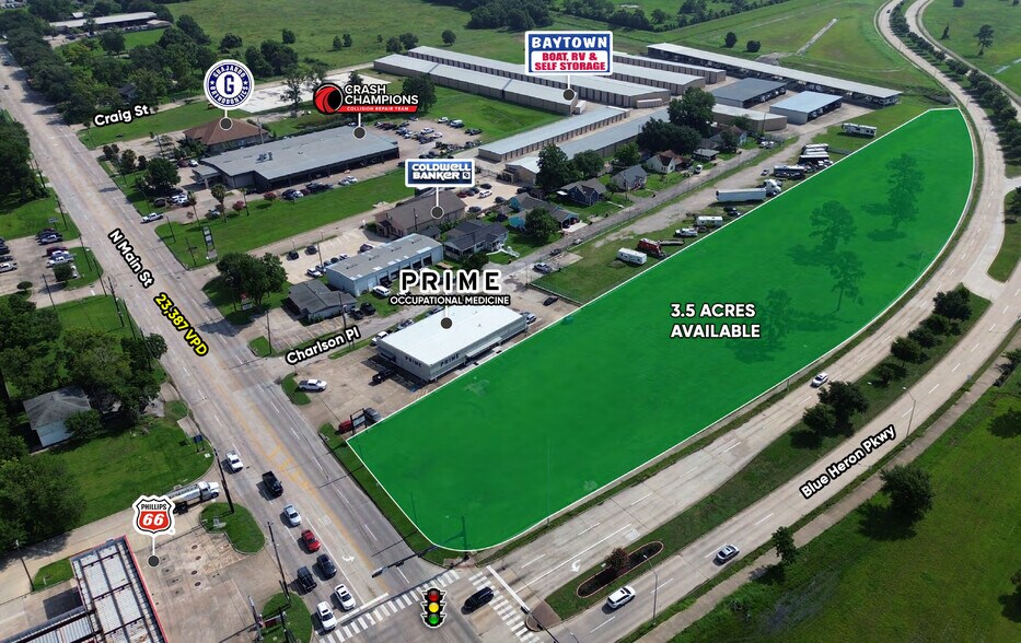 N. Main St, Baytown, TX à vendre - Aérien – Image 2 sur 5