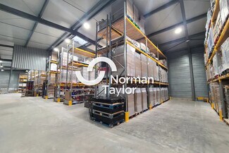 Plus de détails pour Local d'activités à louer