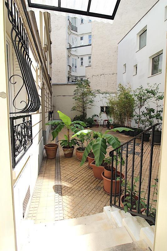3 Avenue De Saint-Ouen, Paris à vendre Photo de l’immeuble– Image 1 sur 11
