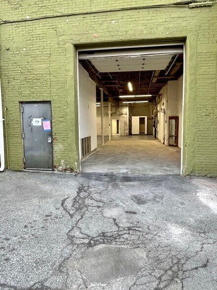 430 Nepperhan Ave, Yonkers, NY à louer - Photo de l’immeuble – Image 3 sur 13