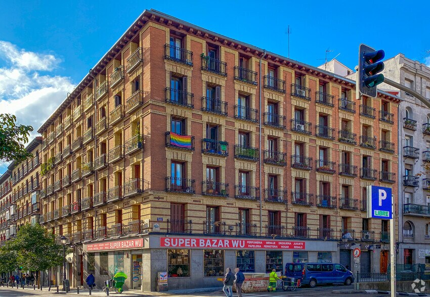 Calle de Toledo, Madrid, Madrid à louer - Photo principale – Image 1 sur 2