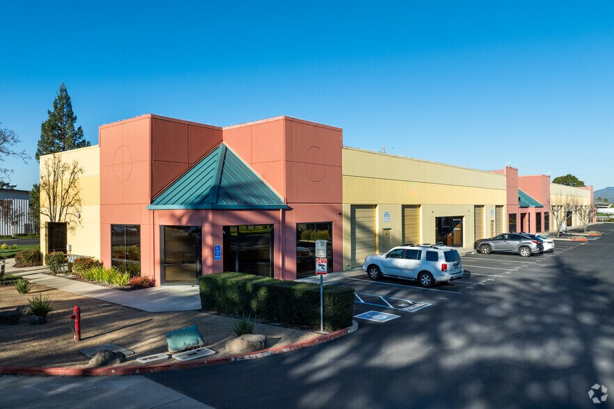 6111 Southfront Rd, Livermore, CA à louer - Photo de l’immeuble – Image 2 sur 3